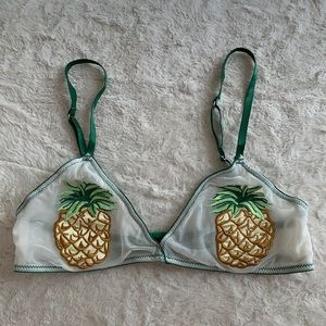 Pineapple bra